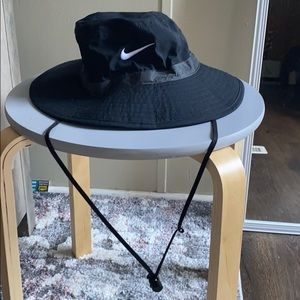 Nike Black bucket hat
